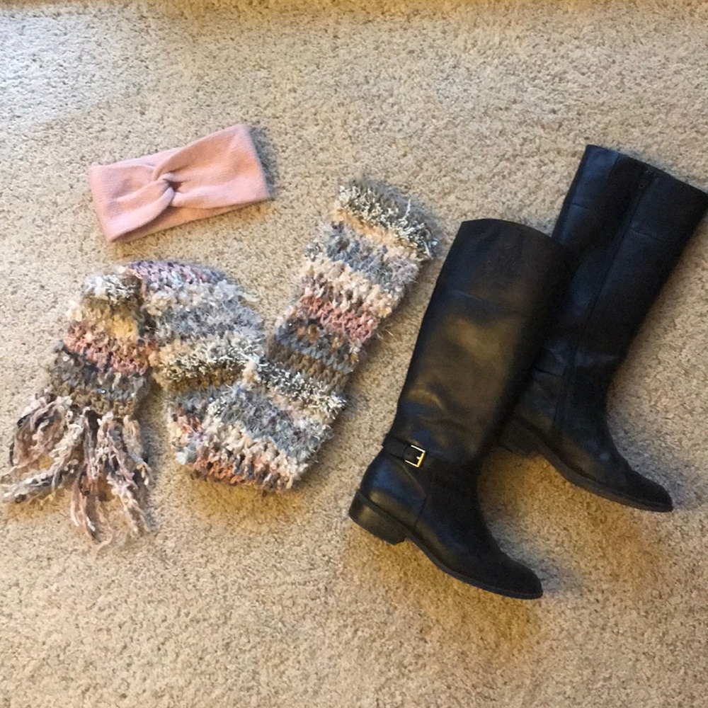 Steven Madden Scarf
